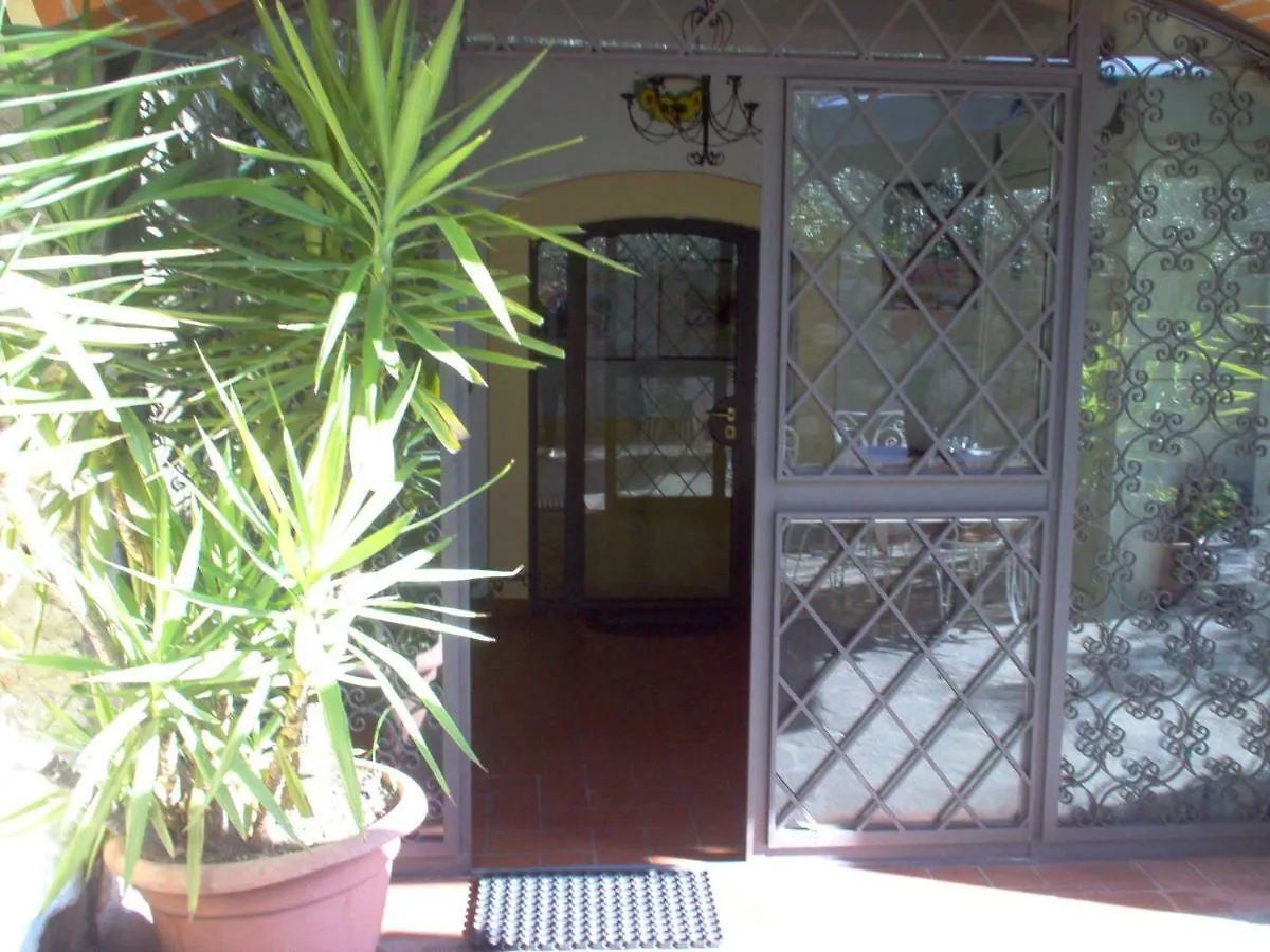 Hotel vacanza nel verde Prato  0*, Prato (Prato)